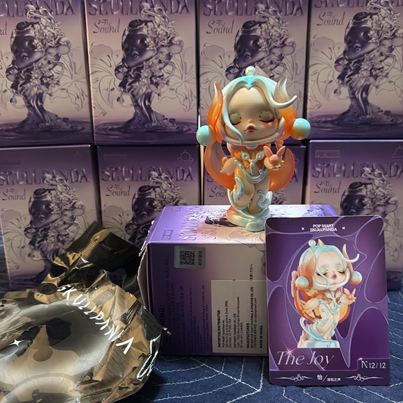 POP MART SKULLPANDA The Joy (The Sound Series) - Picture 2 of 5